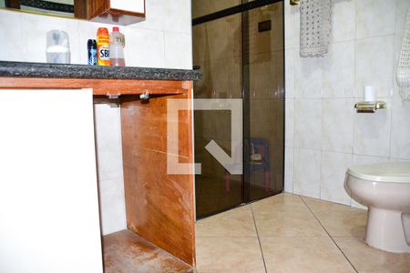 Casa à venda com 312m², 3 quartos e 4 vagasBanheiro