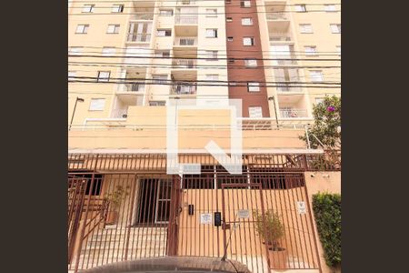 Apartamento para alugar com 64m², 2 quartos e 1 vaga Apartamento para alugar com 64m², 2 quartos e 1 vagaFachada