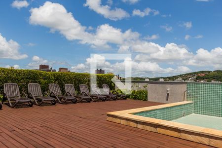 Apartamento à venda com 70m², 2 quartos e 1 vagaÁrea comum - Piscina