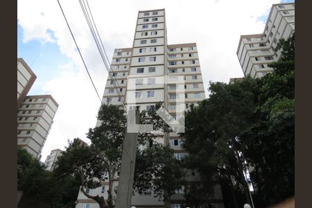 Fachada Bloco de apartamento à venda com 3 quartos, 60m² em Jardim Íris, São Paulo