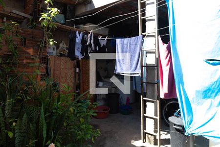 Casa à venda com 30m², 2 quartos e 1 vaga Casa à venda com 30m², 2 quartos e 1 vagaQuintal e área de serviço