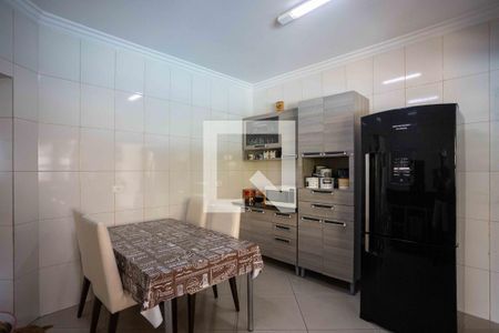 Casa à venda com 365m², 6 quartos e 10 vagasCozinha