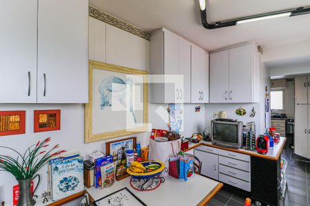 Apartamento à venda com 180m², 4 quartos e 2 vagasCopa