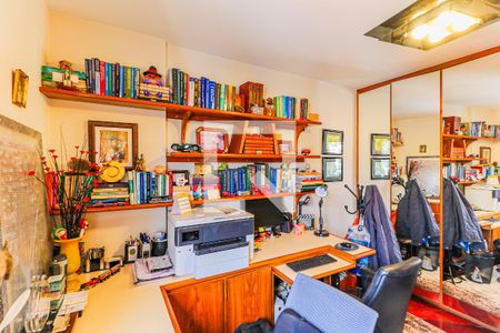 Apartamento à venda com 180m², 4 quartos e 2 vagasQuarto 1