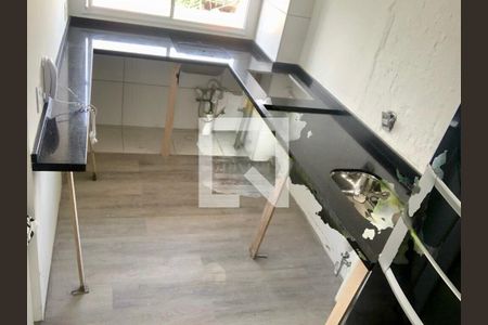 Apartamento à venda com 2 quartos, 38m² em Canindé, São Paulo
