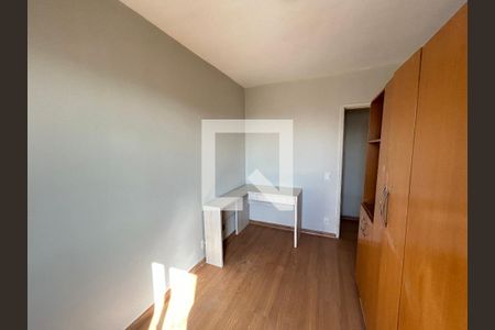 Quarto 1 de apartamento para alugar com 2 quartos, 52m² em Lins de Vasconcelos, Rio de Janeiro