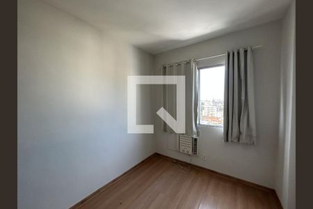 Quarto 1 de apartamento para alugar com 2 quartos, 52m² em Lins de Vasconcelos, Rio de Janeiro