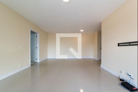 Apartamento para alugar com 113m², 3 quartos e 2 vagasSala