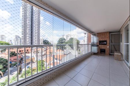 Apartamento para alugar com 113m², 3 quartos e 2 vagasVaranda
