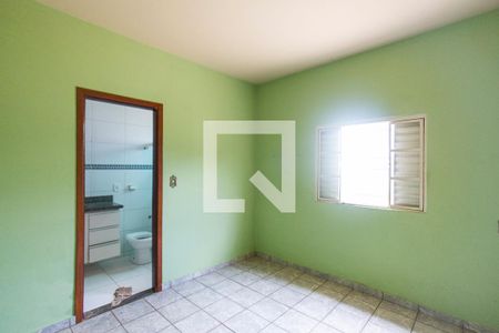 Suite de casa para alugar com 3 quartos, 150m² em Jardim das Palmeiras, Uberlândia