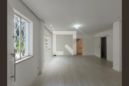 Sala de casa à venda com 3 quartos, 140m² em Água Branca, São Paulo