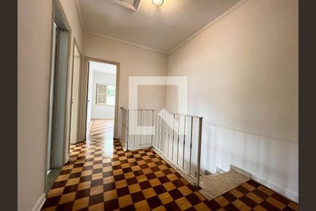 Casa à venda com 198m², 4 quartos e 3 vagasHall