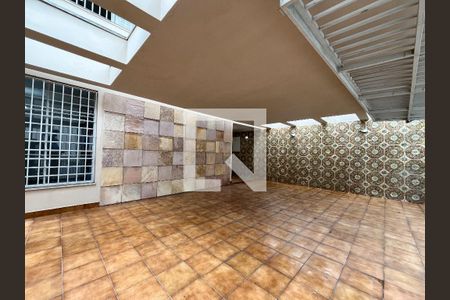 Casa à venda com 198m², 4 quartos e 3 vagasGaragem