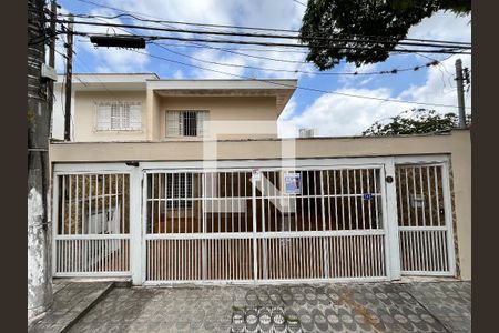 Casa à venda com 198m², 4 quartos e 3 vagasFachada