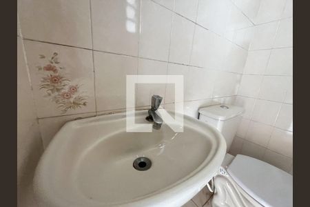 Casa à venda com 198m², 4 quartos e 3 vagasBanheiro de serviço