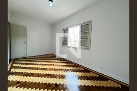 Casa à venda com 198m², 4 quartos e 3 vagasQuarto 2