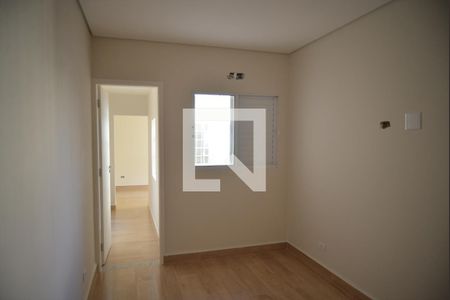 Quarto 2 de casa para alugar com 3 quartos, 137m² em Campestre, Santo André