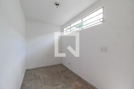 Casa à venda com 135m², 4 quartos e 1 vaga Casa à venda com 135m², 4 quartos e 1 vagaEdícula - Quarto
