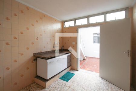 Casa à venda com 135m², 4 quartos e 1 vaga Casa à venda com 135m², 4 quartos e 1 vagaCozinha