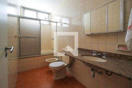 Casa à venda com 135m², 4 quartos e 1 vaga Casa à venda com 135m², 4 quartos e 1 vagaBanheiro