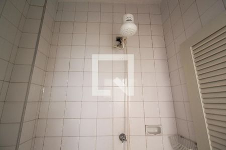 Casa à venda com 135m², 4 quartos e 1 vaga Casa à venda com 135m², 4 quartos e 1 vagaBanheiro de Serviço