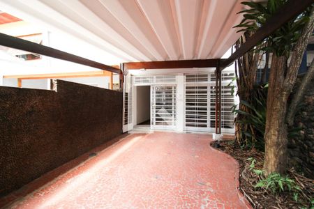 Casa à venda com 135m², 4 quartos e 1 vaga Casa à venda com 135m², 4 quartos e 1 vagaGaragem