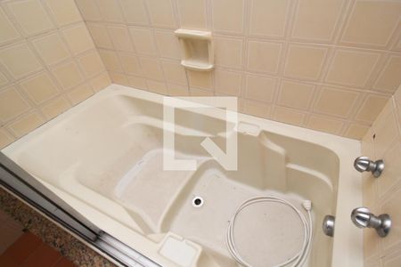 Casa à venda com 135m², 4 quartos e 1 vaga Casa à venda com 135m², 4 quartos e 1 vagaBanheiro