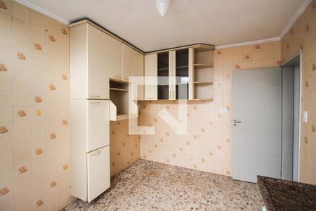 Casa à venda com 135m², 4 quartos e 1 vaga Casa à venda com 135m², 4 quartos e 1 vagaCozinha