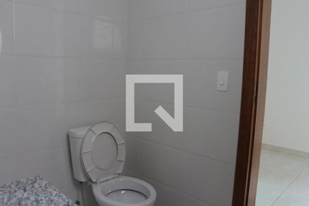 Banheiro de apartamento para alugar com 1 quarto, 29m² em Vila Carrao, São Paulo
