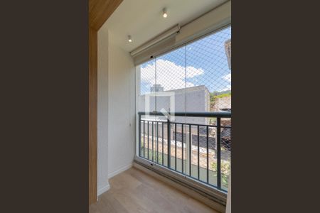 Apartamento para alugar com 45m², 2 quartos e 1 vagaVaranda