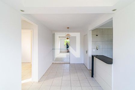 Sala de apartamento para alugar com 2 quartos, 56m² em Cidade dos Bandeirantes, São Paulo