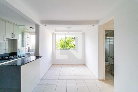 Sala de apartamento para alugar com 2 quartos, 56m² em Cidade dos Bandeirantes, São Paulo