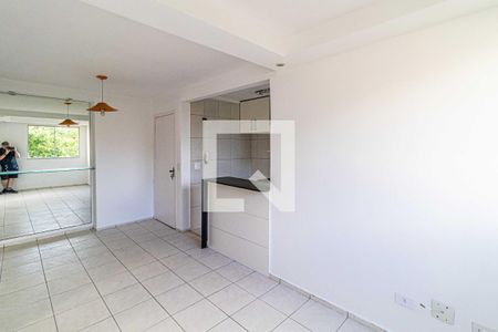 Sala de apartamento para alugar com 2 quartos, 56m² em Cidade dos Bandeirantes, São Paulo