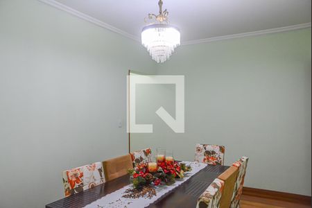 Casa à venda com 300m², 3 quartos e 4 vagasCopa