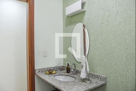 Casa à venda com 300m², 3 quartos e 4 vagasLavabo