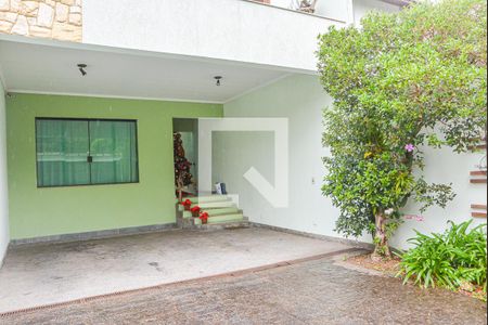Casa à venda com 300m², 3 quartos e 4 vagasGaragem