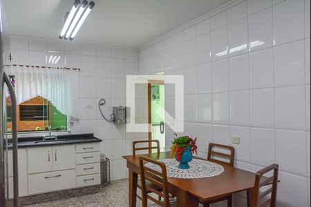 Casa à venda com 300m², 3 quartos e 4 vagasCozinha