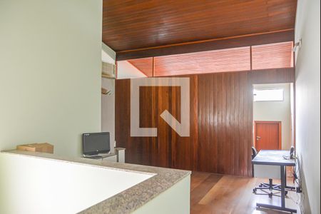 Casa à venda com 300m², 3 quartos e 4 vagasSoton