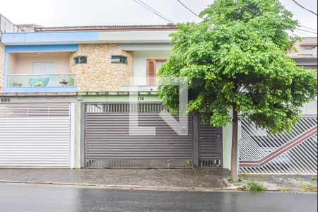 Casa à venda com 300m², 3 quartos e 4 vagasFachada