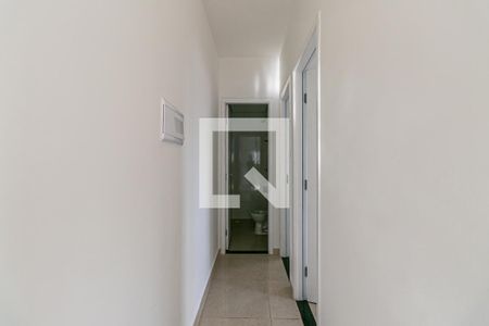 Corredor de casa à venda com 2 quartos, 34m² em Chácara Califórnia, São Paulo