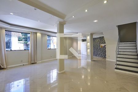 Sala de casa de condomínio à venda com 4 quartos, 300m² em Andaraí, Rio de Janeiro