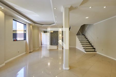 Sala de casa de condomínio à venda com 4 quartos, 300m² em Andaraí, Rio de Janeiro