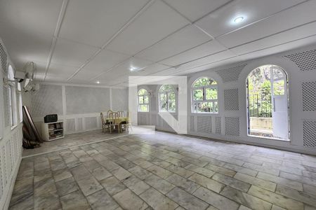 Apartamento à venda com 318m², 3 quartos e 1 vagaQuintal