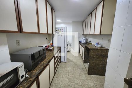 Apartamento à venda com 318m², 3 quartos e 1 vagaCozinha