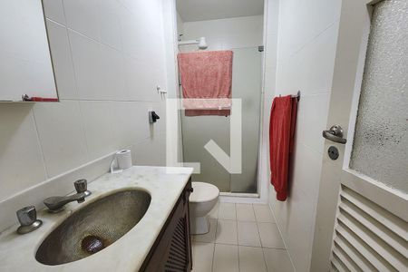 Apartamento à venda com 318m², 3 quartos e 1 vagaÁrea de Serviço - Banheiro