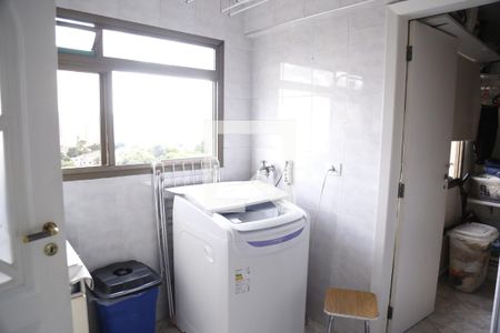 Apartamento para alugar com 138m², 3 quartos e 3 vagasÁrea de Serviço