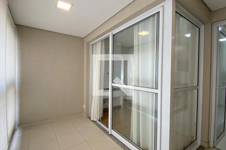 Varanda de apartamento para alugar com 2 quartos, 69m² em Alphaville Empresarial, Barueri