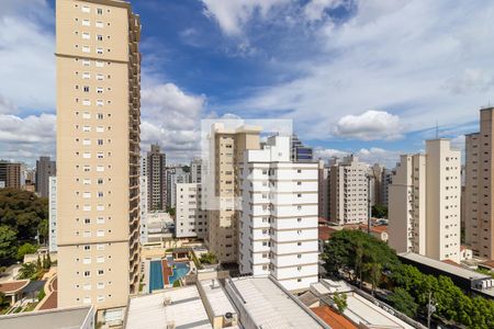 Vista da suíte de apartamento à venda com 3 quartos, 112m² em Cambuí, Campinas