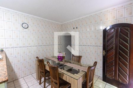 Casa à venda com 182m², 3 quartos e 2 vagas Casa à venda com 182m², 3 quartos e 2 vagasCopa