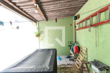 Casa à venda com 182m², 3 quartos e 2 vagas Casa à venda com 182m², 3 quartos e 2 vagasLavanderia